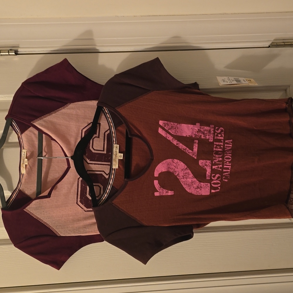 REWIND BRAND WOMANS BURGUNDY & PINK SHORT SLEEVES TEE-SHIRTS BUNDLE OF 2 SIZE XL